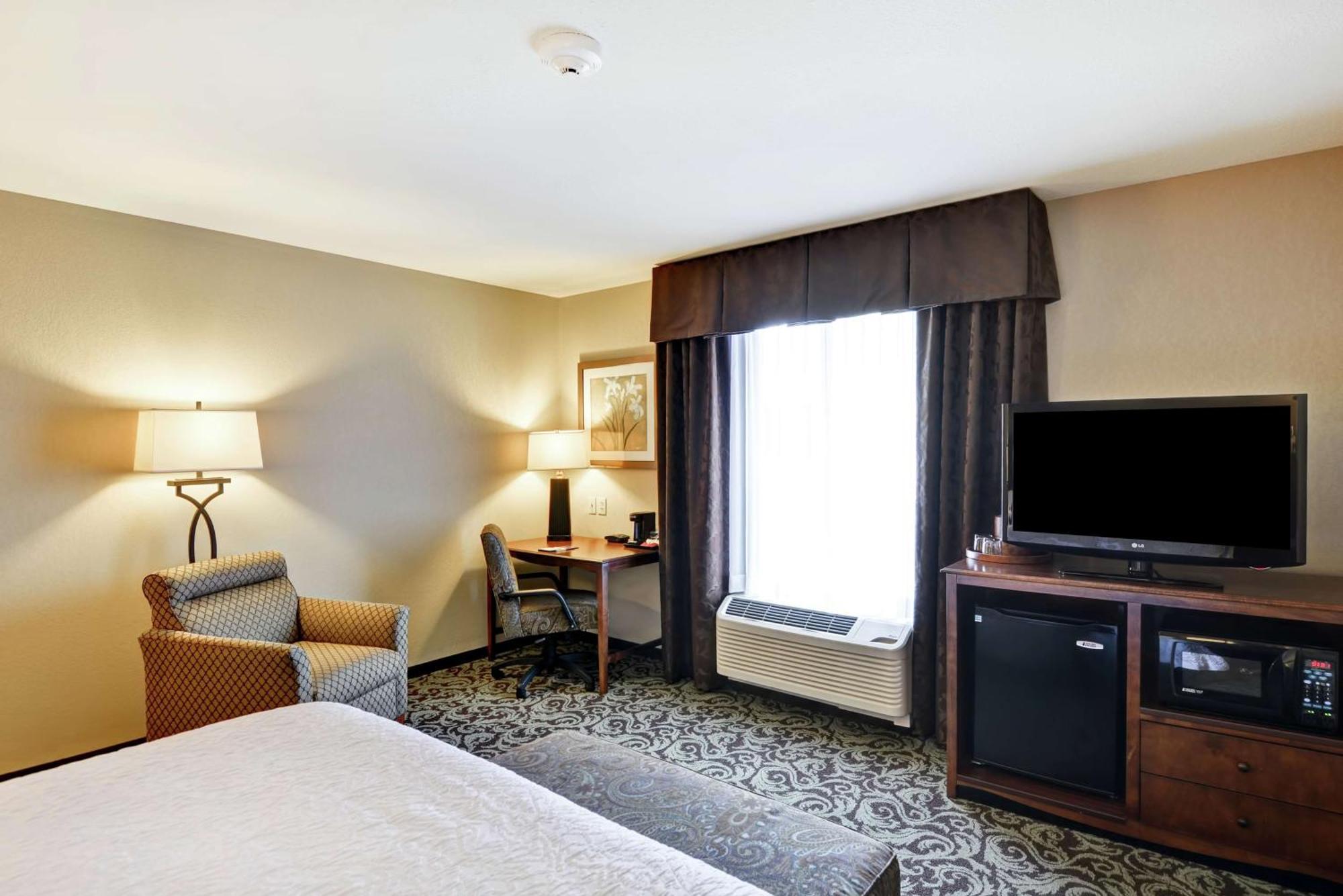 Hampton Inn And Suites New Hartford/Utica Exterior foto